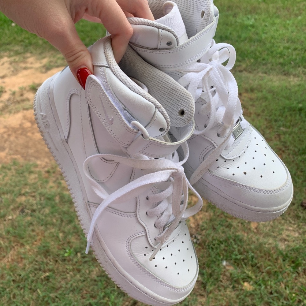 High Top Nike Air Force 1s Women’s 8, Youth 6.5